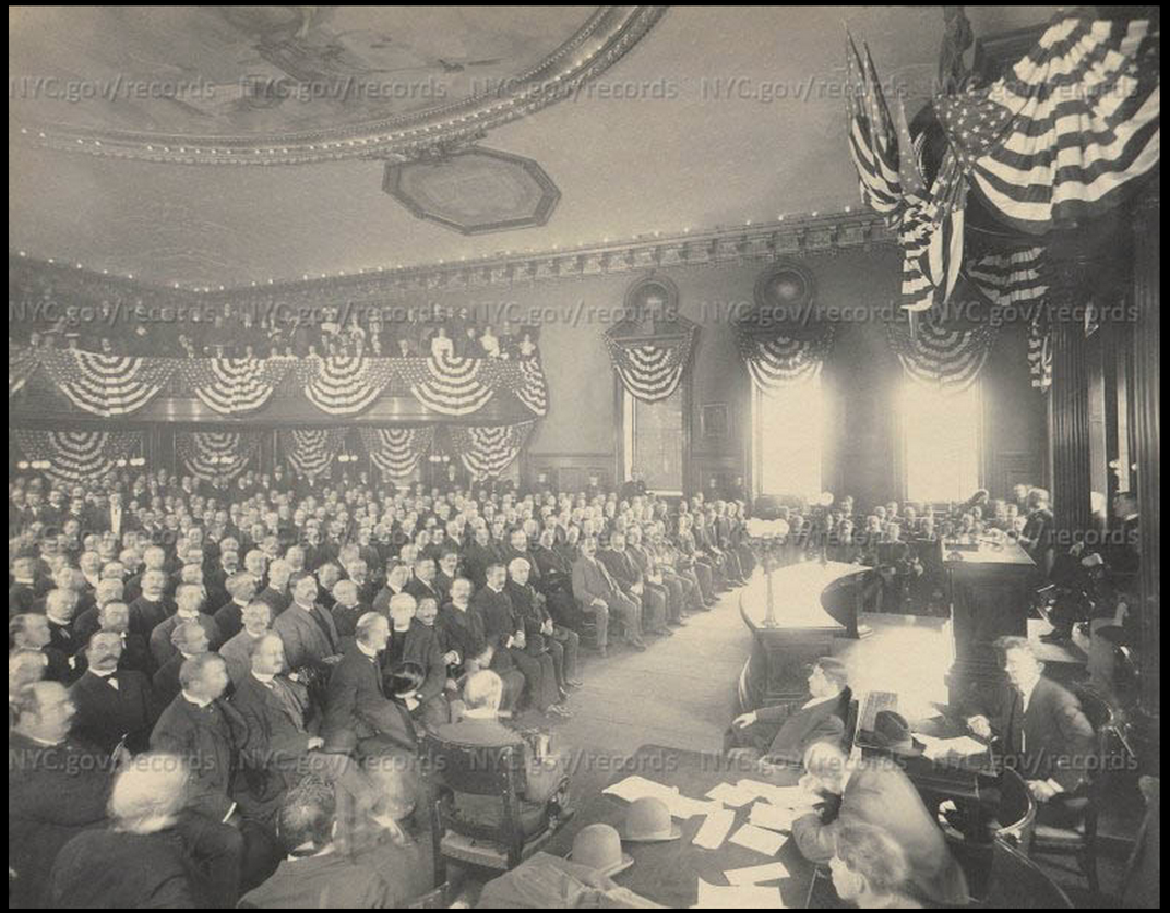 A 1904 meeting at City Hall during a discussion of the subway system. 